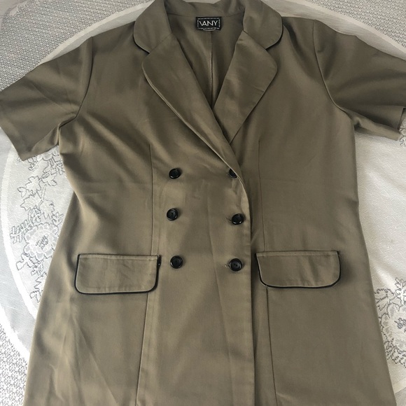 Vintage Made in the USA Vany New York double breasted olive blazer. Size 16W - Picture 9 of 12